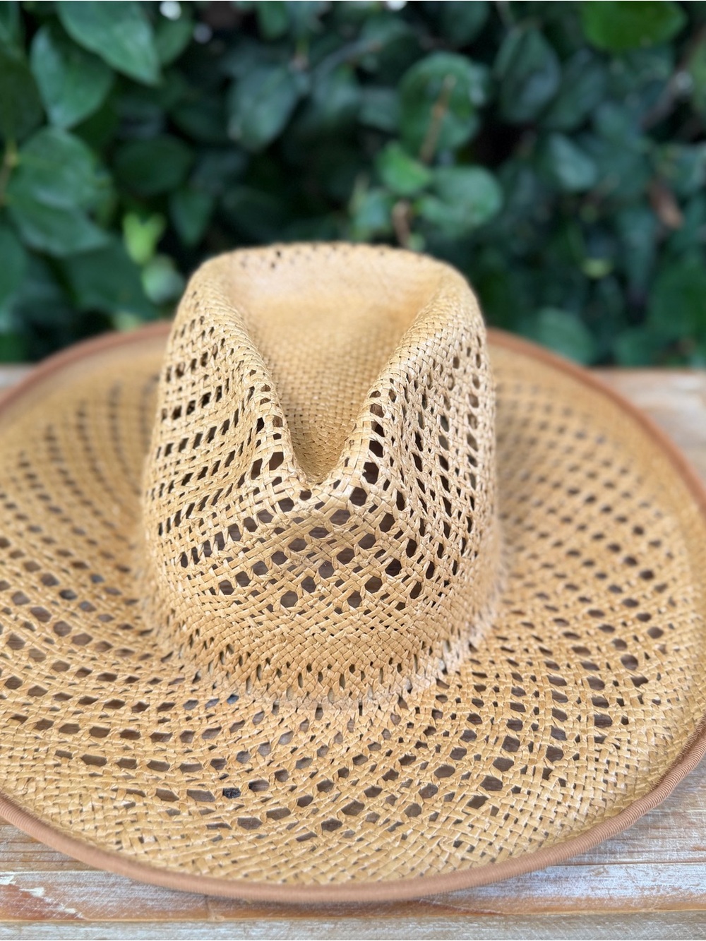Women’s Ventilated Straw Western Hat in Tan